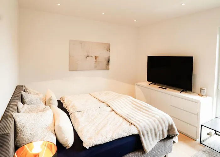 Neue 90qm Mit 3 Schlafzimmern In Seenaehe * Pouch